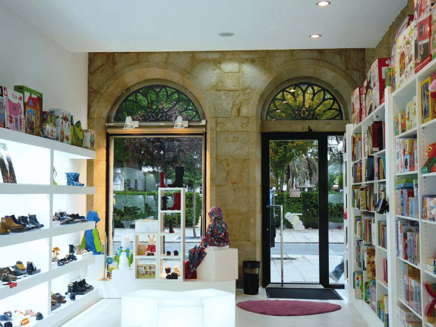 imagen destacada proyecto de arquitectura industrial comercial tienda mandamama